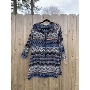 Sydney Rose Women's Long Dolman Sleeve‎ Size Medium Blue Pattered Blouse Tassel